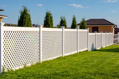 Privacy Fence Construction in Lake County, IL